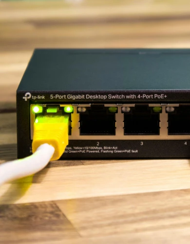 Switch_can_be_deployed_with_ZTP