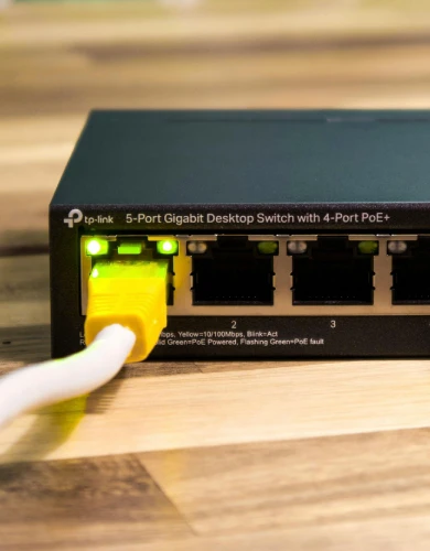 PoE Switch